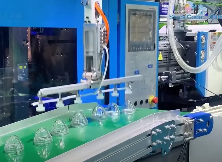 Injection molding robots operate more safely